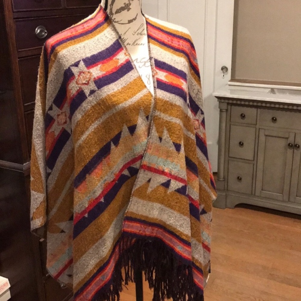 H&M Print Poncho